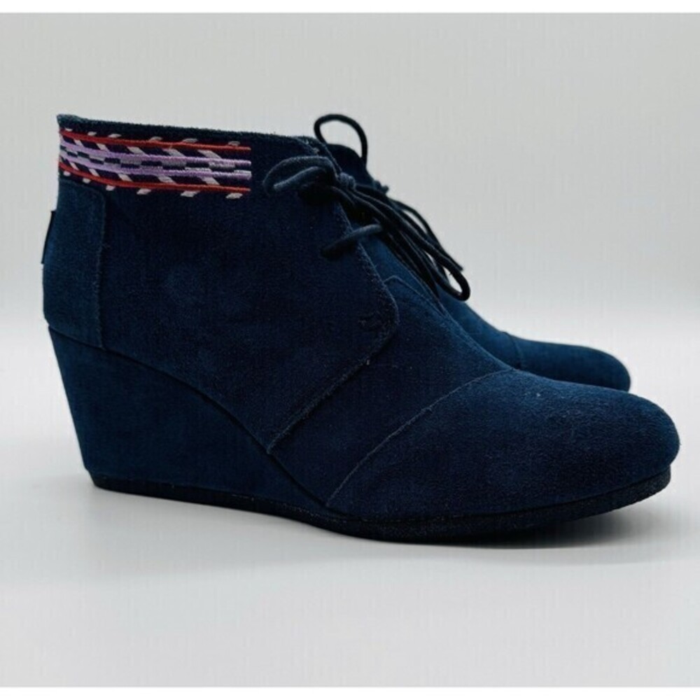 TOMS Womens Blue Suede Desert Wedge Ankle Booties Shoes Size 10 Embroidered